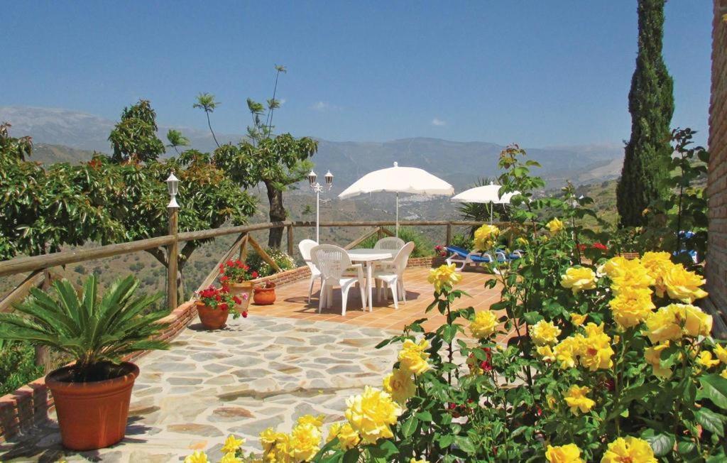 Cortijo La Rijana Villa Sayalonga Luaran gambar